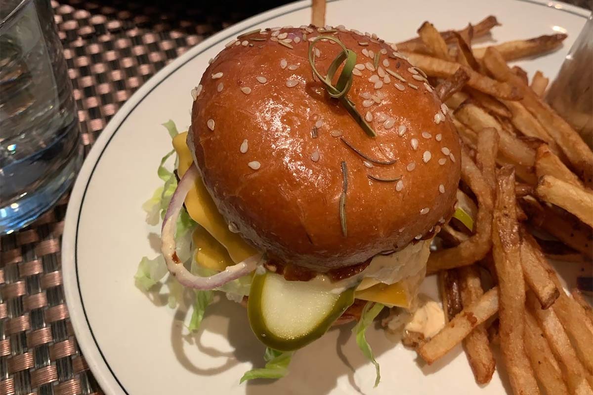 Museum Tavern burger